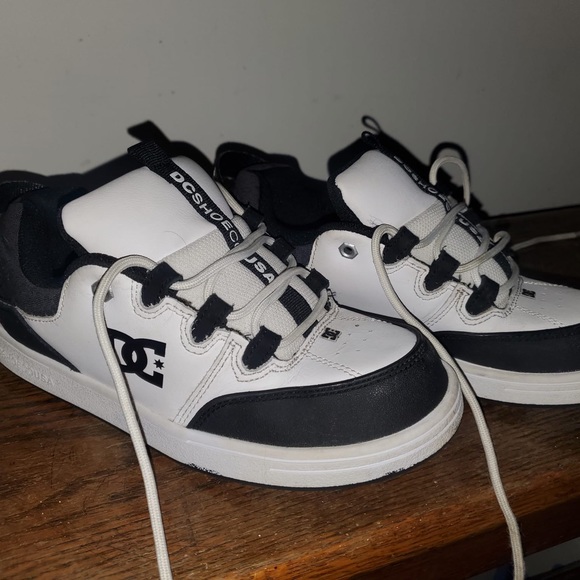 Boys Syntax Skate Shoes - Picture 1 of 5